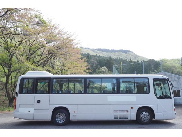 メルファ デラックス　中型送迎バス　５７人乗り　荷物棚付き　ミラーヒーター　クラリオンマイクアンプ　バックカメラ　総輪エアサス　自動扉（6枚目）