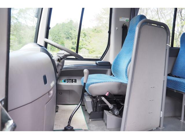 メルファ デラックス　中型送迎バス　５７人乗り　荷物棚付き　ミラーヒーター　クラリオンマイクアンプ　バックカメラ　総輪エアサス　自動扉（53枚目）