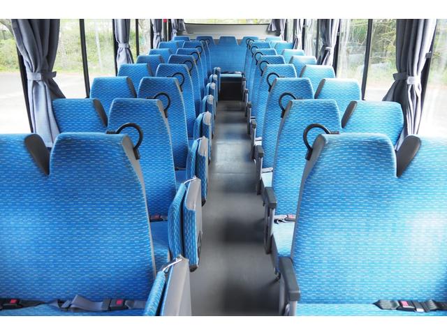 メルファ デラックス　中型送迎バス　５７人乗り　荷物棚付き　ミラーヒーター　クラリオンマイクアンプ　バックカメラ　総輪エアサス　自動扉（57枚目）