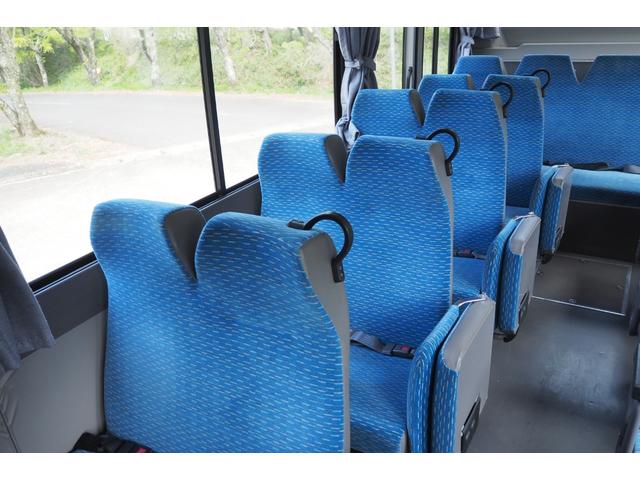 メルファ デラックス　中型送迎バス　５７人乗り　荷物棚付き　ミラーヒーター　クラリオンマイクアンプ　バックカメラ　総輪エアサス　自動扉（67枚目）