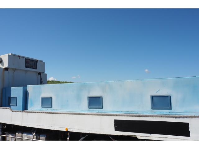 コンドル 　活魚運搬車　４槽式　エアーブロア付　積載２．９５ｔ　ターボ２１０馬力　２人乗り　坂道発進補助装置　ＥＴＣ　キセノンヘッドライト（31枚目）