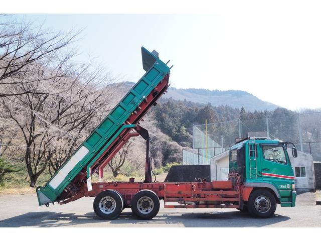 スーパーグレート 　２デフ　新明和製　ＤＲ１２－０２ＳＡ　ロングダンプ　荷台内全面ステンレス張り　三方開　自重計　Ｉ型Ｓ　可動式リアバンパー　パワーブロッカー　積載１１．４ｔ　ターボ３８０馬力　坂道発進補助装置（23枚目）