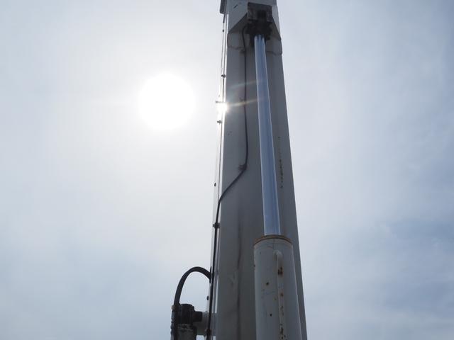デュトロ 　アイチ製　Ｕ２４９　作業床高さ１１ｍ　活線作業車　電工仕様　高所作業車　直下型アウトリガー　ジャッキ自動張出装置　サブバッテリー式　積載０．５ｔ　ターボ１３６馬力　ブレーキロック　坂道発進補助装置（12枚目）