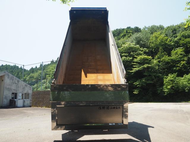 プロフィア 　ハイルーフ　２デフ　電磁式リターダ　小平産業製　ＤＭ１９－１０Ｌ　２２ｔロングダンプ　２２立米　自重計　ＨＩＩ型　積載９．５ｔ　ターボ４１０馬力　デフロック　ベッド付き　ＥＴＣ　坂道発進補助装置（21枚目）