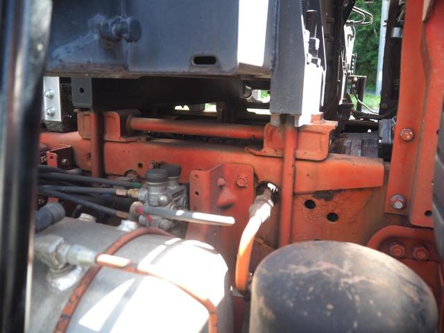 ファイター 　増トン　電磁式リターダ　ＴＭ－ＺＥ３６４ＨＲ　４段クレーン　フックイン　角足　差し違いアウトリガー　２．９３ｔ吊　ラジコン付　三方開　新品アルミブロック平ボディ　積載５．６ｔ　ターボ２７０馬力　ベッド（35枚目）