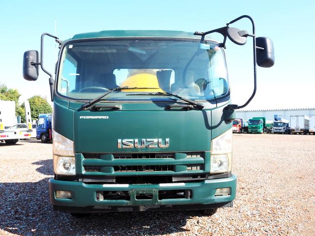 フォワード 　新明和　ＭＷ１６７－３１　コンクリートミキサー車　生コン車　電動スランプガード　ホッパーカバー　水タンク　ドラム容量３．２立米　ブレーキロック　リーフサス　ターボ１９０馬力　積載３．６ｔ　６速ＭＴ（8枚目）