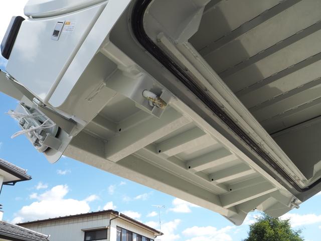 ファイター 　未使用　新明和　ＧＴ１０４－５７３４Ｐ　塵芥車／パッカー車　プレス式　ダンボール／ペーパー仕様　容積１０．２立米　連続スイッチ　汚水タンク　ターボ２２０馬力　積載１．２５ｔ　６速ＭＴ　バックモニター（23枚目）