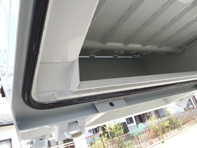 ファイター 　未使用　新明和　ＧＴ１０４－５７３４Ｐ　塵芥車／パッカー車　プレス式　ダンボール／ペーパー仕様　容積１０．２立米　連続スイッチ　汚水タンク　ターボ２２０馬力　積載１．２５ｔ　６速ＭＴ　バックモニター（24枚目）