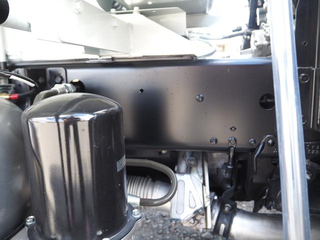 ファイター 　未使用　新明和　ＧＴ１０４－５７３４Ｐ　塵芥車／パッカー車　プレス式　ダンボール／ペーパー仕様　容積１０．２立米　連続スイッチ　汚水タンク　ターボ２２０馬力　積載１．２５ｔ　６速ＭＴ　バックモニター（46枚目）