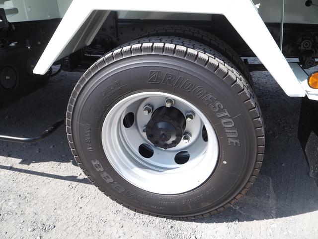 ファイター 　未使用　新明和　ＧＴ１０４－５７３４Ｐ　塵芥車／パッカー車　プレス式　ダンボール／ペーパー仕様　容積１０．２立米　連続スイッチ　汚水タンク　ターボ２２０馬力　積載１．２５ｔ　６速ＭＴ　バックモニター（58枚目）