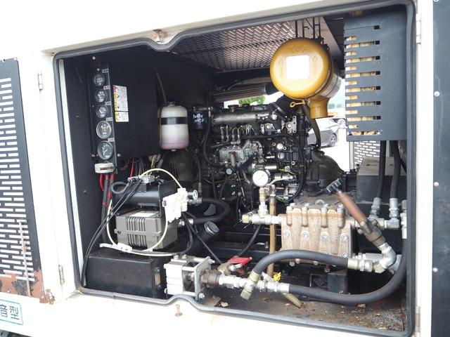 キャンター 高圧洗浄車 シンショー製 パワージェッター 車載型式PJB-2D45ZS 性能型式SJD-2560 圧力25MPa 水量60L 490L 油圧駆動大型ホースリール付(ホース・ガン欠品) 動作確認済み(36枚目)