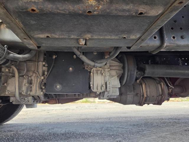 エルフトラック ディーラーにてエンジン載替済み ワイド超ロング アルミバン 日本フルハーフ コンビゲート(上蓋+跳ね上げパワーゲート) 昇降能力1000kg 庫内有線リモコン付 ラッシング2段 スムーサー(2ペダル)(52枚目)