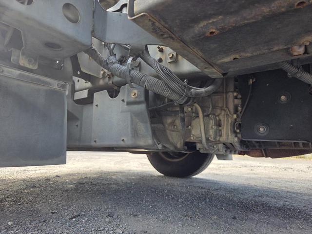 エルフトラック ディーラーにてエンジン載替済み ワイド超ロング アルミバン 日本フルハーフ コンビゲート(上蓋+跳ね上げパワーゲート) 昇降能力1000kg 庫内有線リモコン付 ラッシング2段 スムーサー(2ペダル)(53枚目)