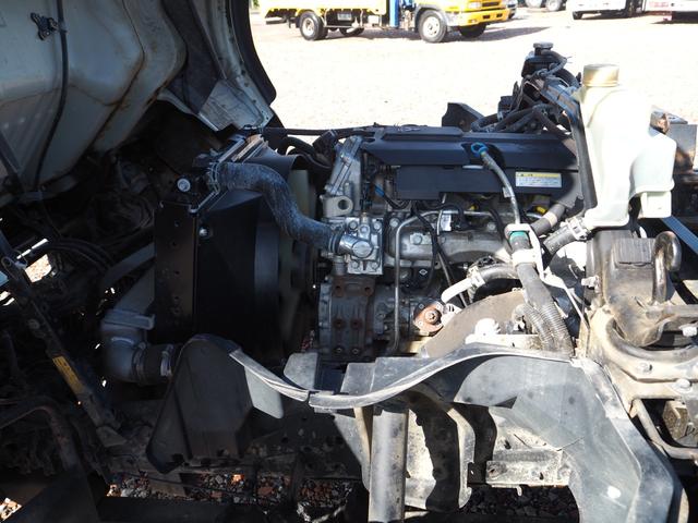 キャンター 　ワイド幅　新明和製　ＳＤ４－３０　ローダーダンプ／ダンプローダー　手動コボレーン　三方開　ターボ　積載３．５５ｔ　５速ＭＴ　坂道発進補助装置（64枚目）