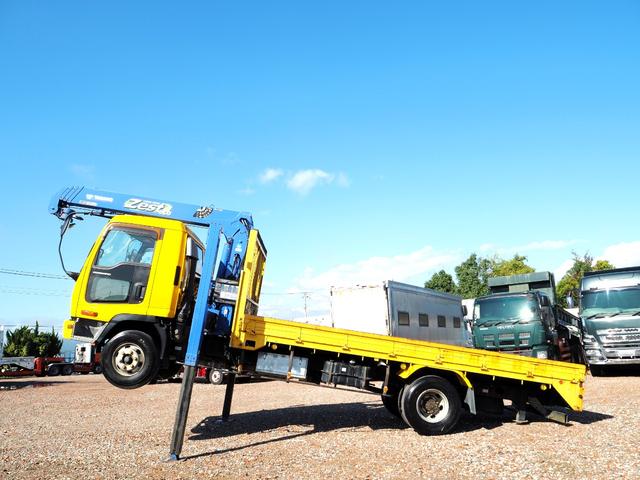 フォワード 重機回送車 セルフクレーン/クレーン付セルフローダー スロープハンガー タダノ TM-ZE364SLH 4段クレーン フックイン ハイジャッキ 角足 油圧張出 ラジコン ターボ 積載2.25t ETC(2枚目)