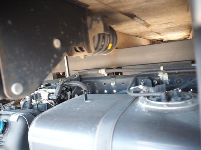 キャンター 　カスタムグレード　ワイド超ロング　タダノ製　ＴＭ－ＺＥ２９４ＨＲ　４段クレーン　フックイン　差し違いアウトリガー　２．９３ｔ吊　ラジコン　平ボディ　床鉄板張り　軽々ゲート　ターボ　積載３．４ｔ　ＨＩＤ（41枚目）