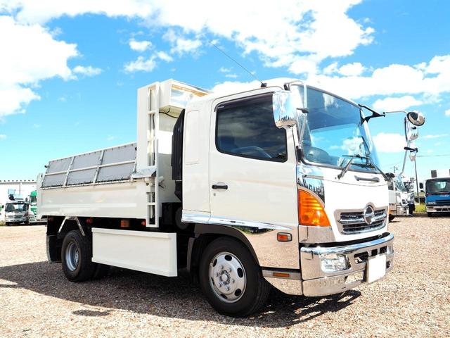 ヒノレンジャー 外装仕上げ済み 増トン 中型6t GVW11t未満 中型免許対応(8t限定を除く) 新明和 DR4-01S ダンプ 電動コボレーン ターボ225馬力 積載4.65t 6速MT ベッド付 ブレーキロック(8枚目)