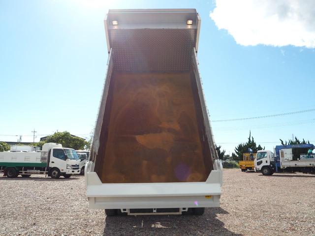 ヒノレンジャー 外装仕上げ済み 増トン 中型6t GVW11t未満 中型免許対応(8t限定を除く) 新明和 DR4-01S ダンプ 電動コボレーン ターボ225馬力 積載4.65t 6速MT ベッド付 ブレーキロック(13枚目)