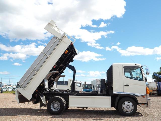 ヒノレンジャー 外装仕上げ済み 増トン 中型6t GVW11t未満 中型免許対応(8t限定を除く) 新明和 DR4-01S ダンプ 電動コボレーン ターボ225馬力 積載4.65t 6速MT ベッド付 ブレーキロック(15枚目)