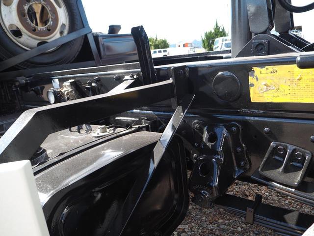 ヒノレンジャー 外装仕上げ済み 増トン 中型6t GVW11t未満 中型免許対応(8t限定を除く) 新明和 DR4-01S ダンプ 電動コボレーン ターボ225馬力 積載4.65t 6速MT ベッド付 ブレーキロック(47枚目)