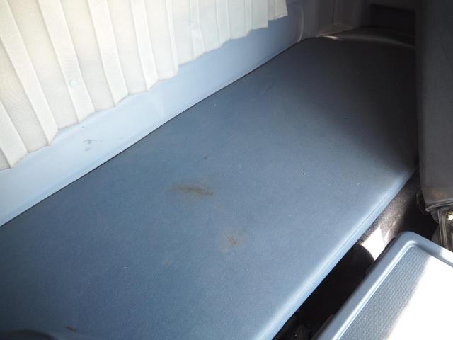 ヒノレンジャー 外装仕上げ済み 増トン 中型6t GVW11t未満 中型免許対応(8t限定を除く) 新明和 DR4-01S ダンプ 電動コボレーン ターボ225馬力 積載4.65t 6速MT ベッド付 ブレーキロック(68枚目)