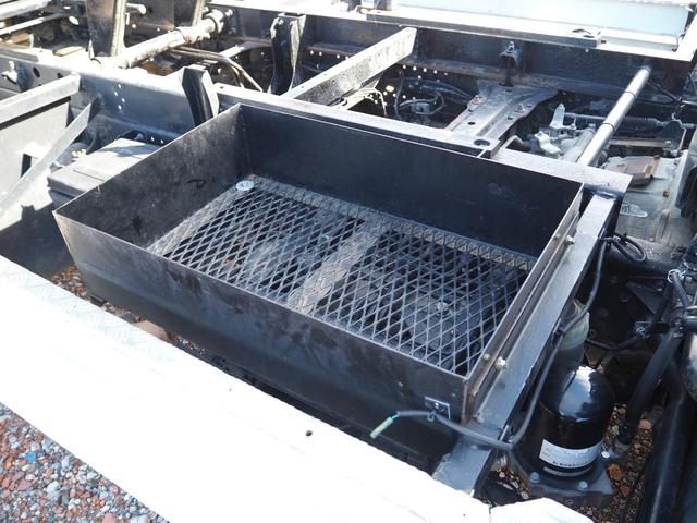 フォワード 造りボディ Lゲート/Fゲート 中型ダンプ 電動コボレーン リーフサス ターボ190馬力 積載3.05t 6速MT アイドリングストップ 坂道発進補助装置 ETC キセノンヘッドライト(21枚目)