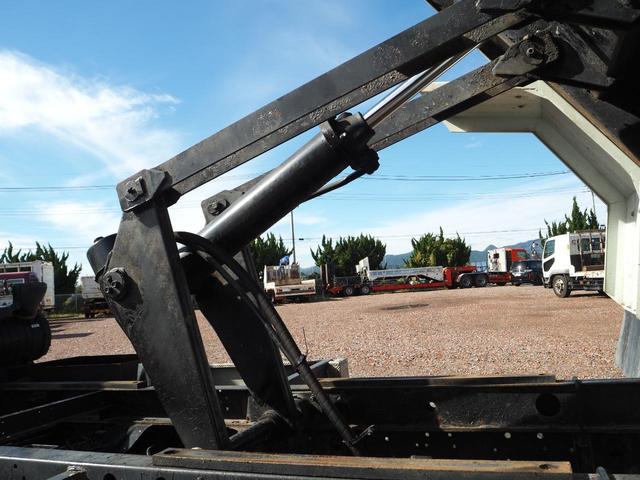 フォワード 造りボディ Lゲート/Fゲート 中型ダンプ 電動コボレーン リーフサス ターボ190馬力 積載3.05t 6速MT アイドリングストップ 坂道発進補助装置 ETC キセノンヘッドライト(41枚目)