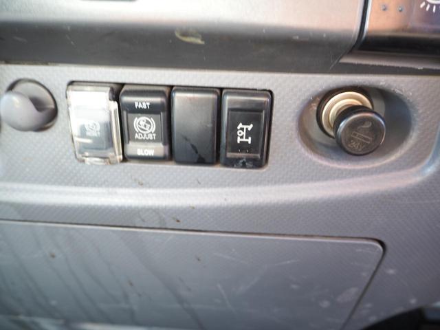 フォワード 造りボディ Lゲート/Fゲート 中型ダンプ 電動コボレーン リーフサス ターボ190馬力 積載3.05t 6速MT アイドリングストップ 坂道発進補助装置 ETC キセノンヘッドライト(65枚目)