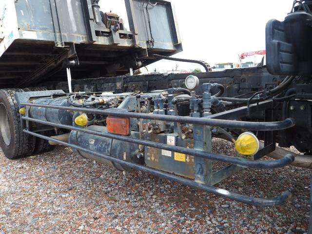 ファイター 増々トン 2デフ 20tベース ショートボディ ワイド幅 重機回送車 セーフティーローダー 花見台製 SF200MA スライドボディ ウインチ ラジコン付 ターボ270馬力 積載11.5t デフロック(13枚目)