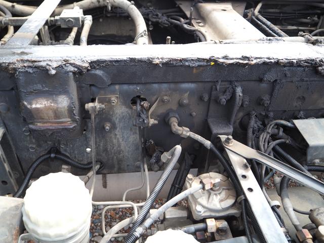 ファイター 増々トン 2デフ 20tベース ショートボディ ワイド幅 重機回送車 セーフティーローダー 花見台製 SF200MA スライドボディ ウインチ ラジコン付 ターボ270馬力 積載11.5t デフロック(19枚目)