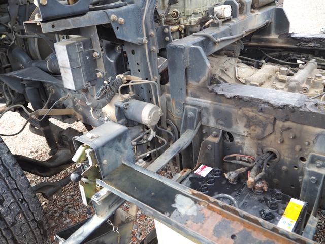 ファイター 増々トン 2デフ 20tベース ショートボディ ワイド幅 重機回送車 セーフティーローダー 花見台製 SF200MA スライドボディ ウインチ ラジコン付 ターボ270馬力 積載11.5t デフロック(47枚目)