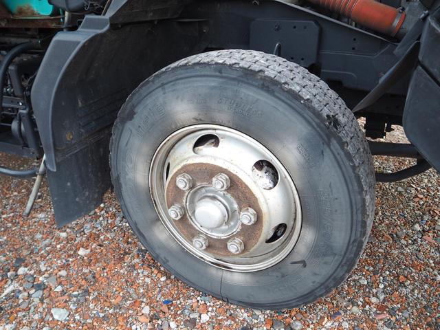 フォワード パッカー車/塵芥車 新明和 G-PX GT084-5733P プレス式 ダンボール/ペーパー仕様 容積8.6立米 連続スイッチ リーフサス ターボ210馬力 積載1.85t 6速MT バックモニター(24枚目)