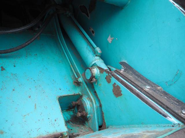 フォワード パッカー車/塵芥車 新明和 G-PX GT084-5733P プレス式 ダンボール/ペーパー仕様 容積8.6立米 連続スイッチ リーフサス ターボ210馬力 積載1.85t 6速MT バックモニター(33枚目)