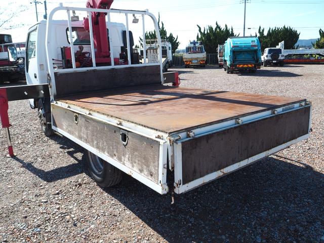 タイタントラック ワイド幅 セミロングボディ 古河ユニック URU294RKK 4段クレーン フックイン 差し違いアウトリガー 2.93t吊 ラジコン 上物同年 平ボディ 床鉄板張り ターボ160馬力 積載3.5t(22枚目)