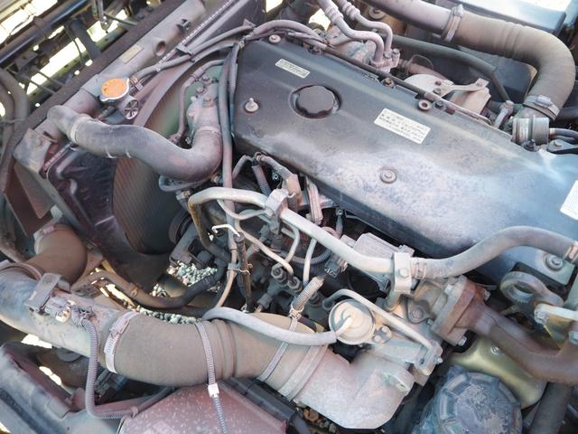 タイタントラック ワイド幅 セミロングボディ 古河ユニック URU294RKK 4段クレーン フックイン 差し違いアウトリガー 2.93t吊 ラジコン 上物同年 平ボディ 床鉄板張り ターボ160馬力 積載3.5t(55枚目)