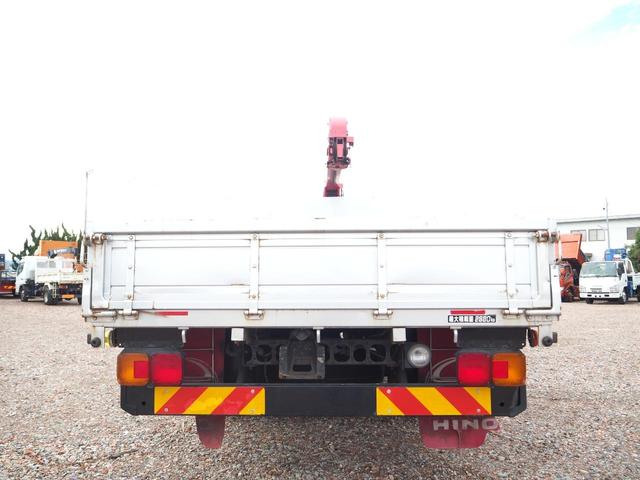 ヒノレンジャー 　標準幅　古河ユニック　ＵＲＵ３４４ＲＫＫ　４段クレーン　フックイン　２．９３ｔ吊　ラジコン付　上物同年　平ボディ　三方開　内フック（丸環）　軽々ゲート　ターボ２１０馬力　ベッド付　積載２．６ｔ　ＨＩＤ（29枚目）