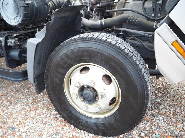 ヒノレンジャー 　標準幅　古河ユニック　ＵＲＵ３４４ＲＫＫ　４段クレーン　フックイン　２．９３ｔ吊　ラジコン付　上物同年　平ボディ　三方開　内フック（丸環）　軽々ゲート　ターボ２１０馬力　ベッド付　積載２．６ｔ　ＨＩＤ（36枚目）