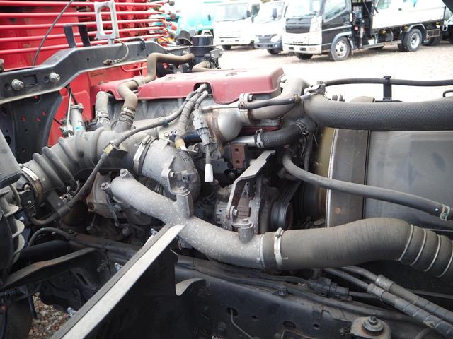 ヒノレンジャー 　標準幅　古河ユニック　ＵＲＵ３４４ＲＫＫ　４段クレーン　フックイン　２．９３ｔ吊　ラジコン付　上物同年　平ボディ　三方開　内フック（丸環）　軽々ゲート　ターボ２１０馬力　ベッド付　積載２．６ｔ　ＨＩＤ（37枚目）