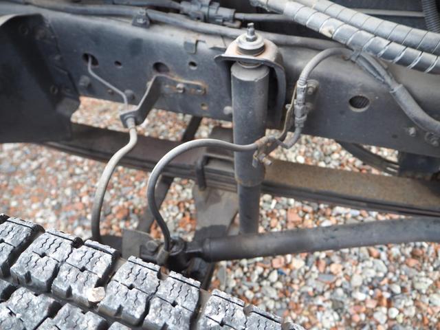 ヒノレンジャー 　標準幅　古河ユニック　ＵＲＵ３４４ＲＫＫ　４段クレーン　フックイン　２．９３ｔ吊　ラジコン付　上物同年　平ボディ　三方開　内フック（丸環）　軽々ゲート　ターボ２１０馬力　ベッド付　積載２．６ｔ　ＨＩＤ（38枚目）