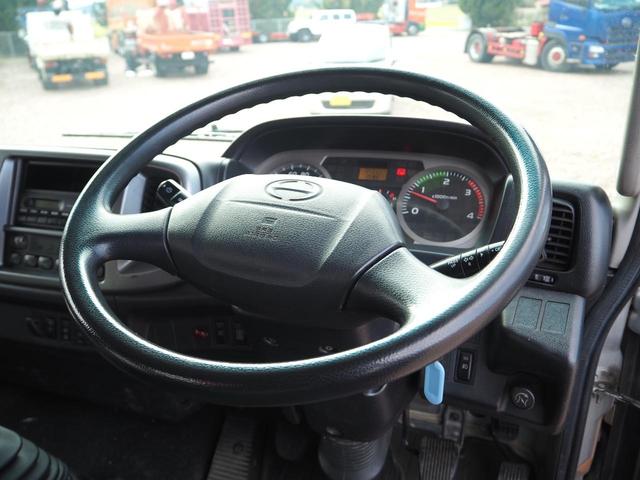 ヒノレンジャー 　標準幅　古河ユニック　ＵＲＵ３４４ＲＫＫ　４段クレーン　フックイン　２．９３ｔ吊　ラジコン付　上物同年　平ボディ　三方開　内フック（丸環）　軽々ゲート　ターボ２１０馬力　ベッド付　積載２．６ｔ　ＨＩＤ（67枚目）