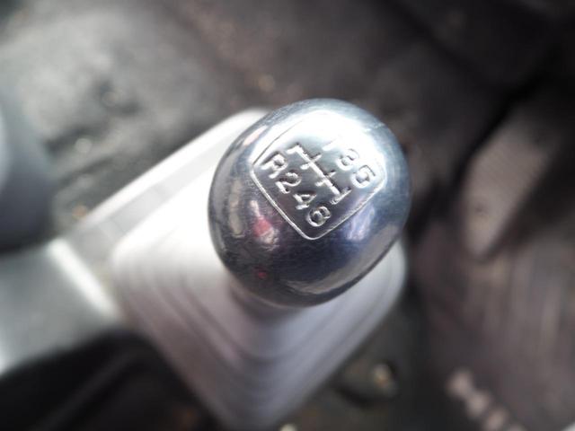 ヒノレンジャー 　標準幅　古河ユニック　ＵＲＵ３４４ＲＫＫ　４段クレーン　フックイン　２．９３ｔ吊　ラジコン付　上物同年　平ボディ　三方開　内フック（丸環）　軽々ゲート　ターボ２１０馬力　ベッド付　積載２．６ｔ　ＨＩＤ（70枚目）