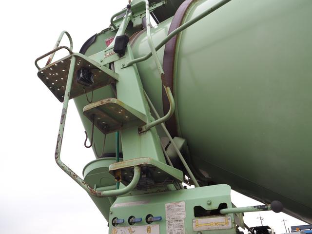 プロフィア 2デフ カヤバ MR4450 コンクリートミキサー車/生コン車 M44 ドラム容量8.7立米 混合容量4.4立米 電動スランプガード/ホッパーカバー 補助シュート ターボ 積載9.95t 7速MT(25枚目)