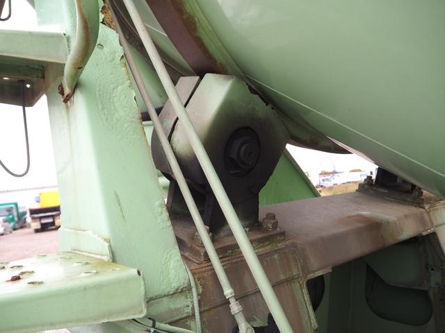 プロフィア 2デフ カヤバ MR4450 コンクリートミキサー車/生コン車 M44 ドラム容量8.7立米 混合容量4.4立米 電動スランプガード/ホッパーカバー 補助シュート ターボ 積載9.95t 7速MT(26枚目)