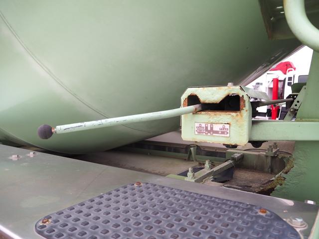 プロフィア 2デフ カヤバ MR4450 コンクリートミキサー車/生コン車 M44 ドラム容量8.7立米 混合容量4.4立米 電動スランプガード/ホッパーカバー 補助シュート ターボ 積載9.95t 7速MT(38枚目)