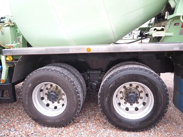 プロフィア 2デフ カヤバ MR4450 コンクリートミキサー車/生コン車 M44 ドラム容量8.7立米 混合容量4.4立米 電動スランプガード/ホッパーカバー 補助シュート ターボ 積載9.95t 7速MT(41枚目)