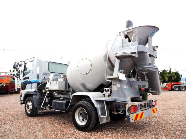 ヒノレンジャー カヤバ MR1640 コンクリートミキサー車/生コン車 M16 ドラム容量3.2.立米 混合容量1.6立米 ターボ210馬力 積載3.78t 6速MT ブレーキロック 坂道発進補助装置 HID(3枚目)