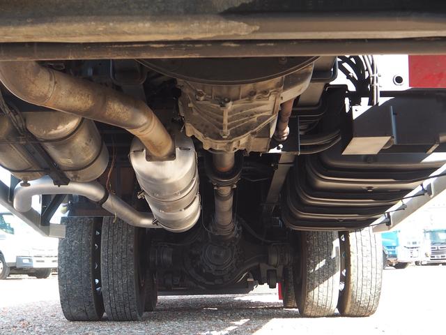 スーパーグレート 全塗装 3軸高床 2デフ 重機回送車 セルフクレーン 一組ボディ 古河ユニック 5段クレーン ハイジャッキ ラジコン 上物同年 ウインチ(ラジコン付) スロープハンガー ショートボディ 420馬力(10枚目)