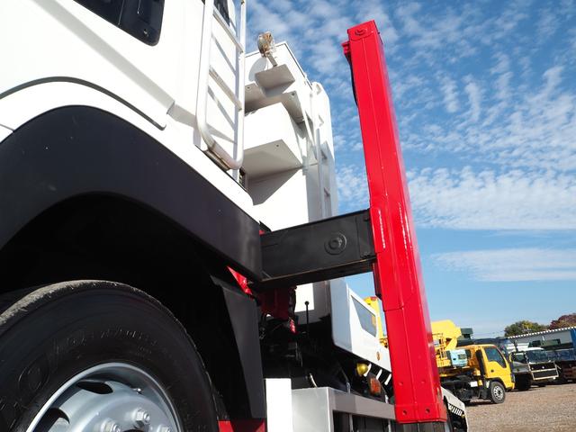 スーパーグレート 全塗装 3軸高床 2デフ 重機回送車 セルフクレーン 一組ボディ 古河ユニック 5段クレーン ハイジャッキ ラジコン 上物同年 ウインチ(ラジコン付) スロープハンガー ショートボディ 420馬力(14枚目)