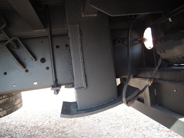 スーパーグレート 全塗装 3軸高床 2デフ 重機回送車 セルフクレーン 一組ボディ 古河ユニック 5段クレーン ハイジャッキ ラジコン 上物同年 ウインチ(ラジコン付) スロープハンガー ショートボディ 420馬力(42枚目)