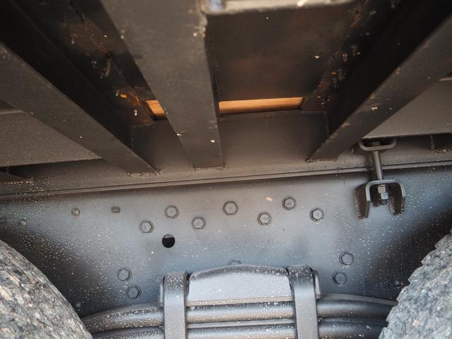 スーパーグレート 全塗装 3軸高床 2デフ 重機回送車 セルフクレーン 一組ボディ 古河ユニック 5段クレーン ハイジャッキ ラジコン 上物同年 ウインチ(ラジコン付) スロープハンガー ショートボディ 420馬力(46枚目)